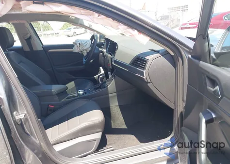 2024 Volkswagen Jetta Se z USA, uszkodzony, nr VIN 3VW7M7BU8RM075287